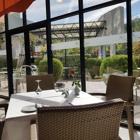 玛克阿尔巴尼亚酒店 地拉那