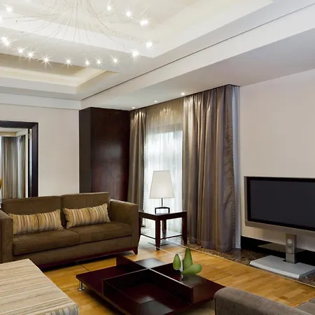 玛克阿尔巴尼亚酒店