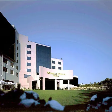 玛克阿尔巴尼亚酒店 酒店 地拉那