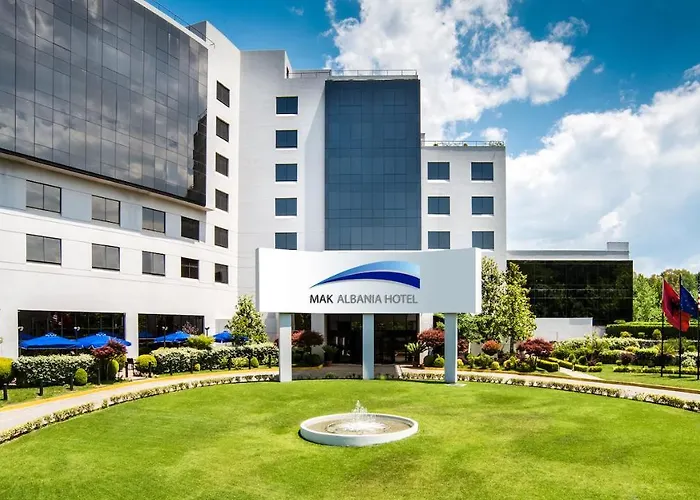 Mak Albania מלון טיראנה