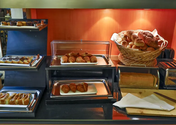 Mak Albania מלון