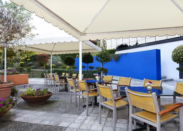 Mak Albania טיראנה