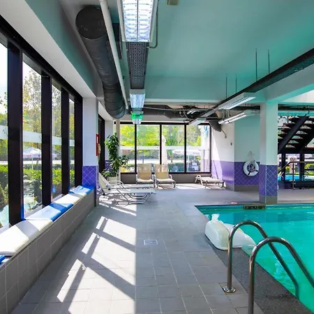 Mak Albania Hotel
