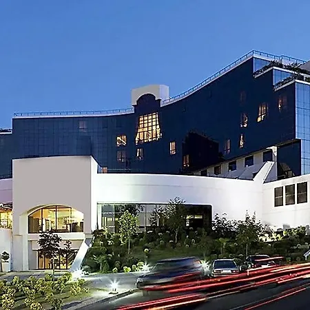Mak Albania Hotel 5*
