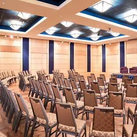 Mak Albania 5* ティラナ